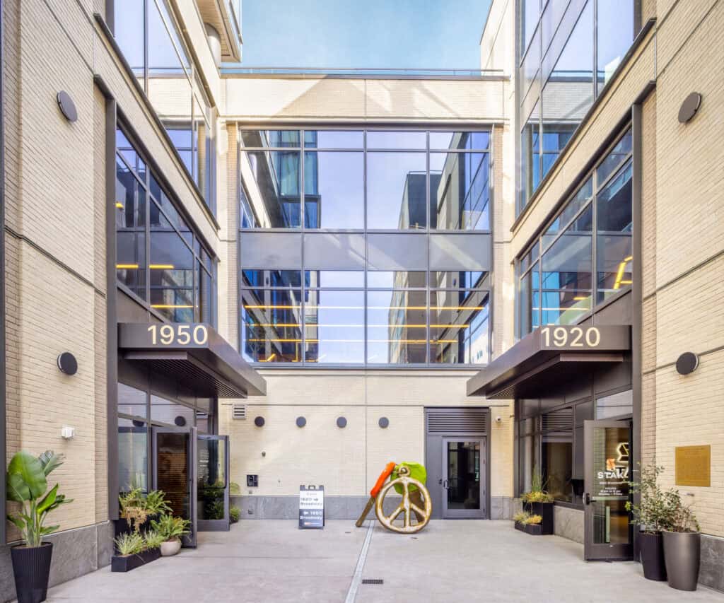 Private office upgrade option at STAK Space Oakland