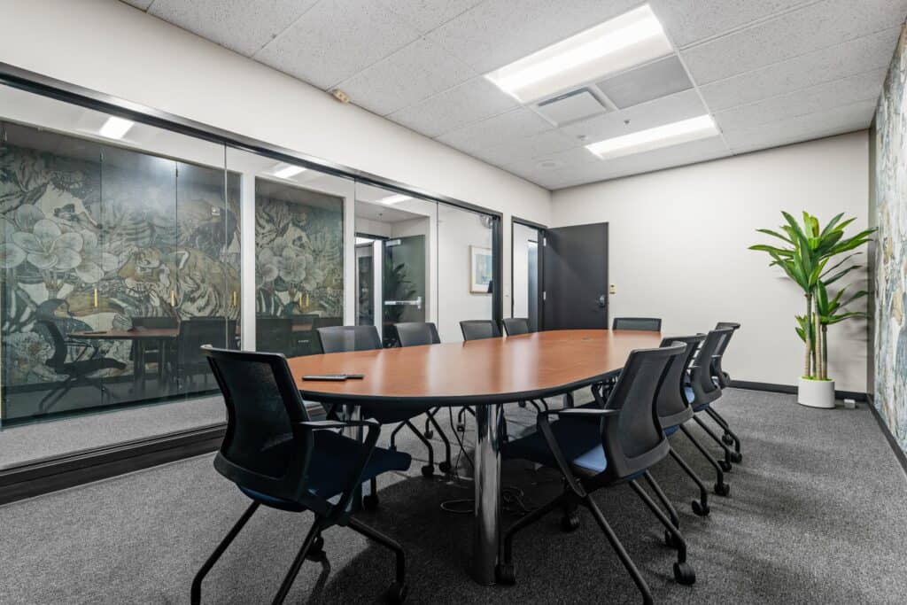 Eye of the Tiger conference room, an hourly boardroom rental in Oakland